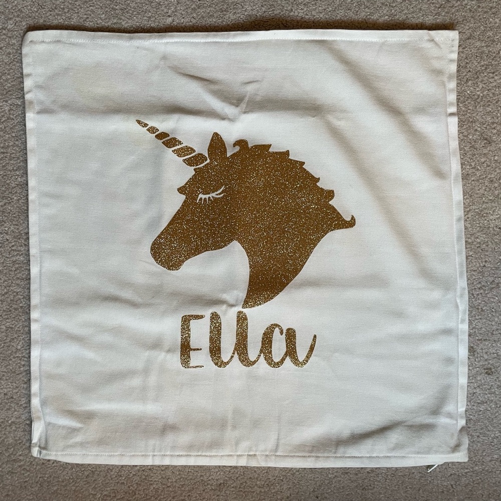 “Ella” Customized Unicorn Pillow Case
